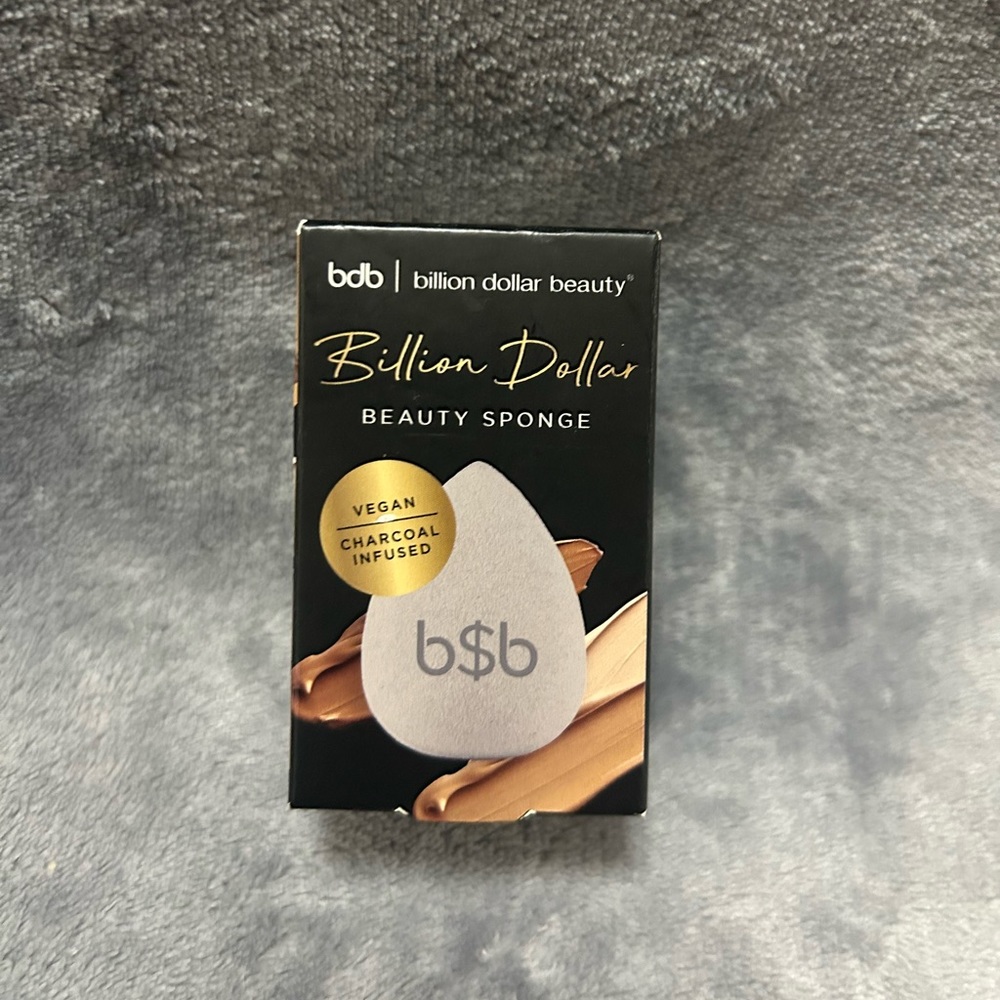 BDB Billion Dollar Beauty Beauty Sponge Vegan Charcoal